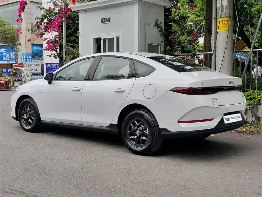 BYD Qin Plus Qin PLUS 2025 DM-i Intelligent Driving Edition 55KM Leading Edition 2025 — миниатюра 4