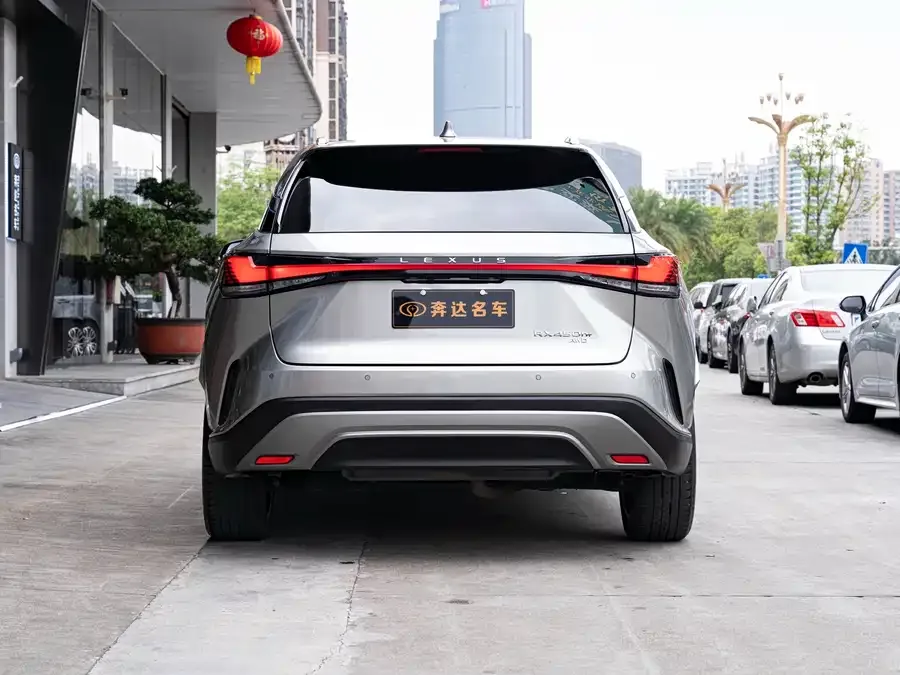 Lexus RX New Energy 2023 450h+ 4WD Enjoy Edition 2023 — миниатюра 2