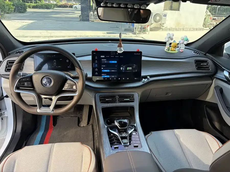 BYD Qin Plus Qin PLUS 2024 Honor Edition DM-i 120KM Excellence Edition 2024 — миниатюра 3