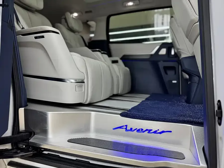Buick Century Century 2023 2.0T 7-seat Yunshi Edition 2023 — миниатюра 4