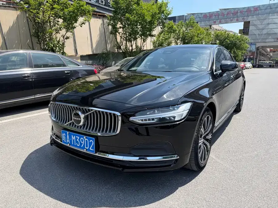 Volvo S90 2022
