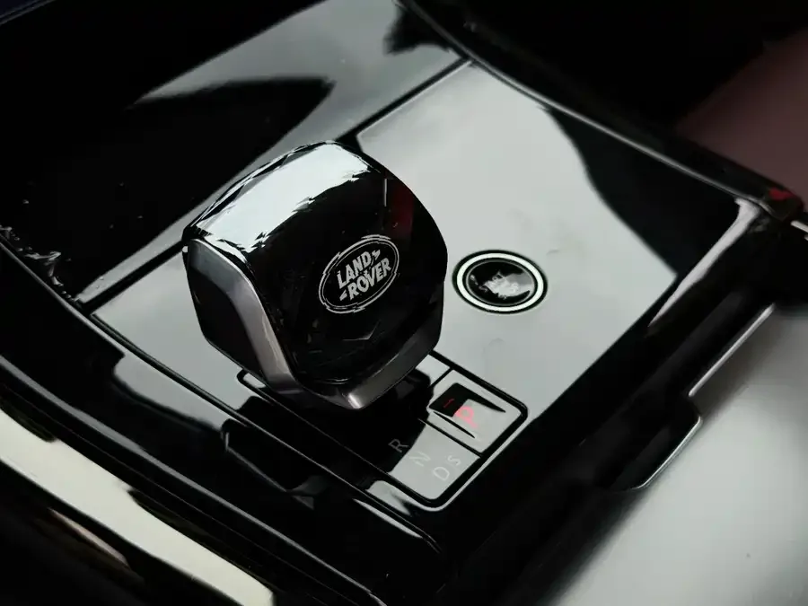 Land Rover Range Rover Sport Range Rover Sport 2024 400PS Dynamic SE 2024 — миниатюра 5