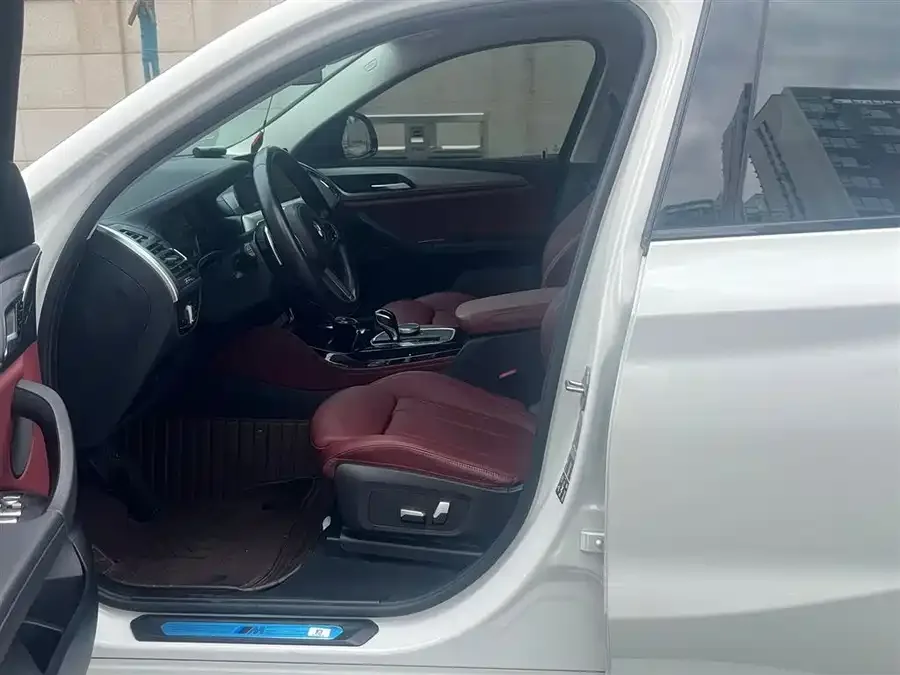 BMW X4 2022 xDrive 25i M Sport Package 2022 — миниатюра 2