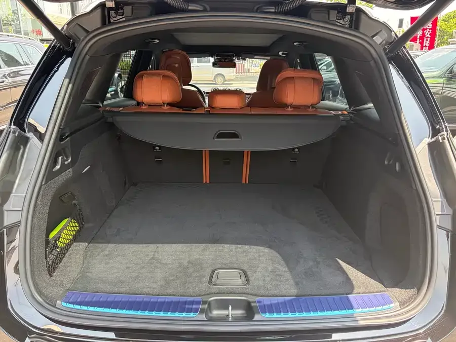 Mercedes-Benz GLC-Class Mercedes-Benz GLC 2025 GLC 300 L 4MATIC Dynamic 5-seater 2025 — миниатюра 3
