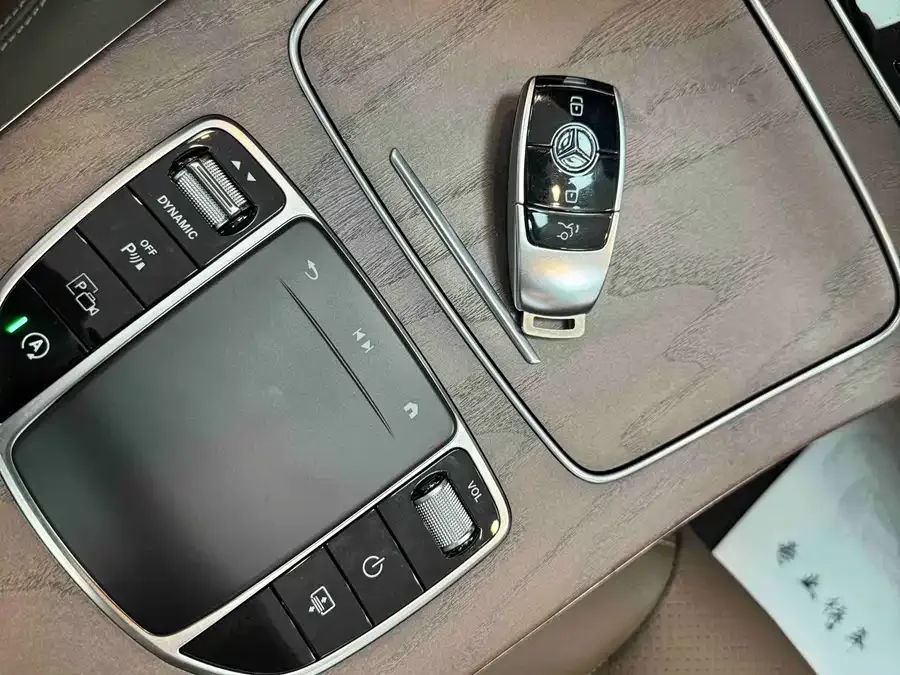 Mercedes-Benz E-Class Mercedes-Benz E-Class 2023 E 300 L Luxury Edition 2023 — миниатюра 3