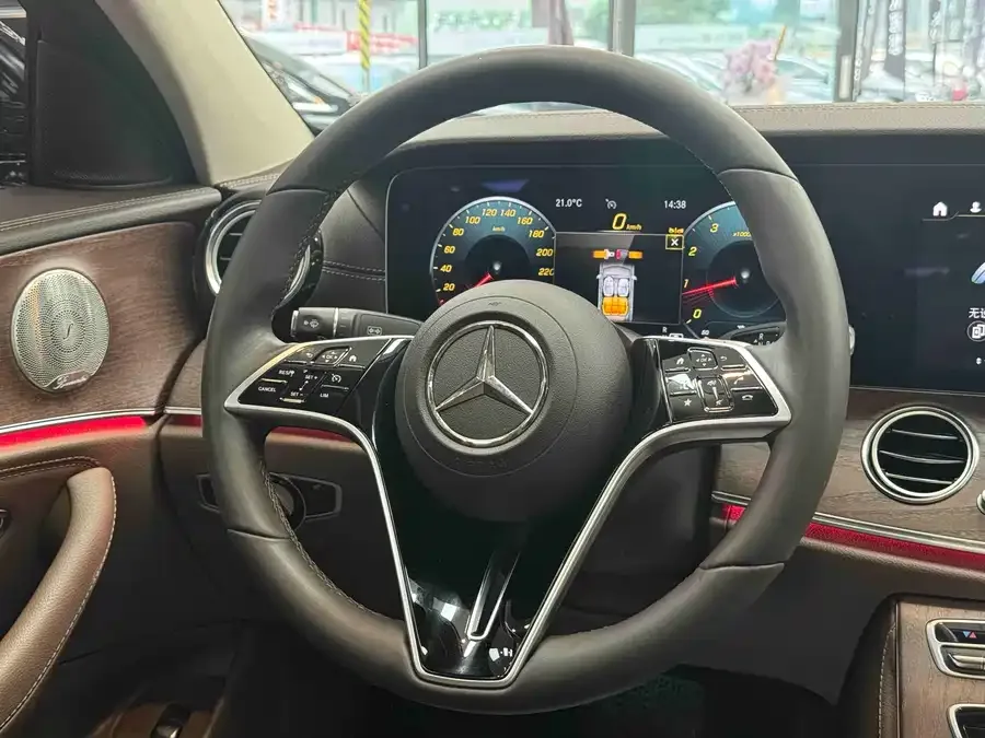 Mercedes-Benz E-Class Mercedes-Benz E-Class 2023 E 300 L Luxury Edition 2023 — миниатюра 4