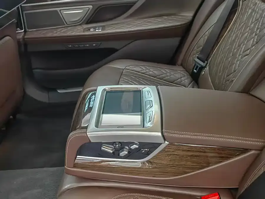 BMW 7 Series BMW 7 Series 2021 740Li Exclusive Luxury Package 2022 — миниатюра 3