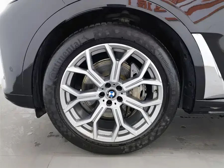 BMW X7 2022 xDrive40i Leading Luxury Package 2022 — миниатюра 5