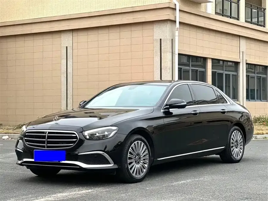 Mercedes-Benz E-Class 2023