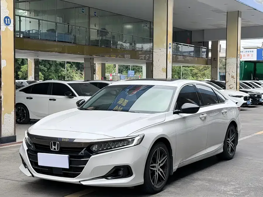 Honda Accord 2022 Accord 260TURBO Fantasy Night Premium Edition 2023 — фото 1, купить с доставкой в Москву