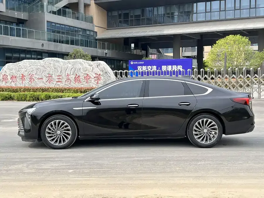 Buick LaCrosse LaCrosse 2024 28T Yuezun Edition 2024 — миниатюра 2