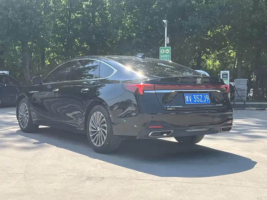 Buick LaCrosse LaCrosse 2023 28T Premium Edition 2024 — миниатюра 5