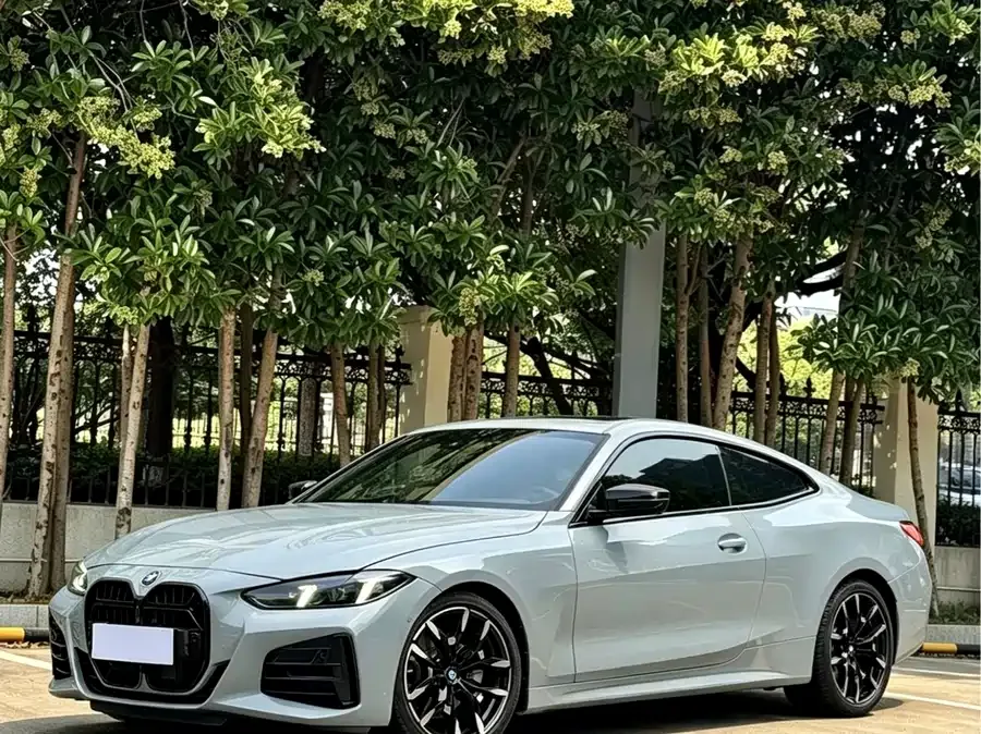 BMW 4 Series 2025