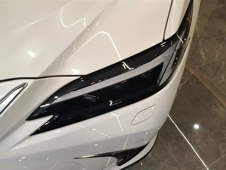 Lexus ES 2025 200 Premium Edition 2025 — миниатюра 5