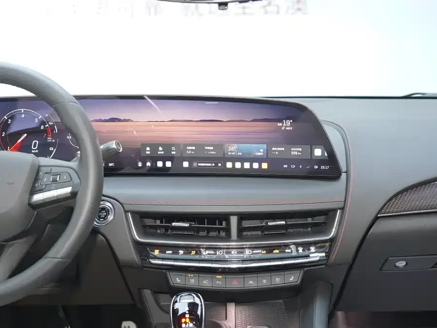 Cadillac CT5 2025 28T Track Performance Edition + Peak Track Optional Package 2025 — миниатюра 3