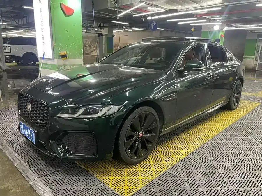 Jaguar XFL 2022 2.0T P300 AWD Flagship Sport Edition 2023 — фото 1, купить с доставкой в Москву