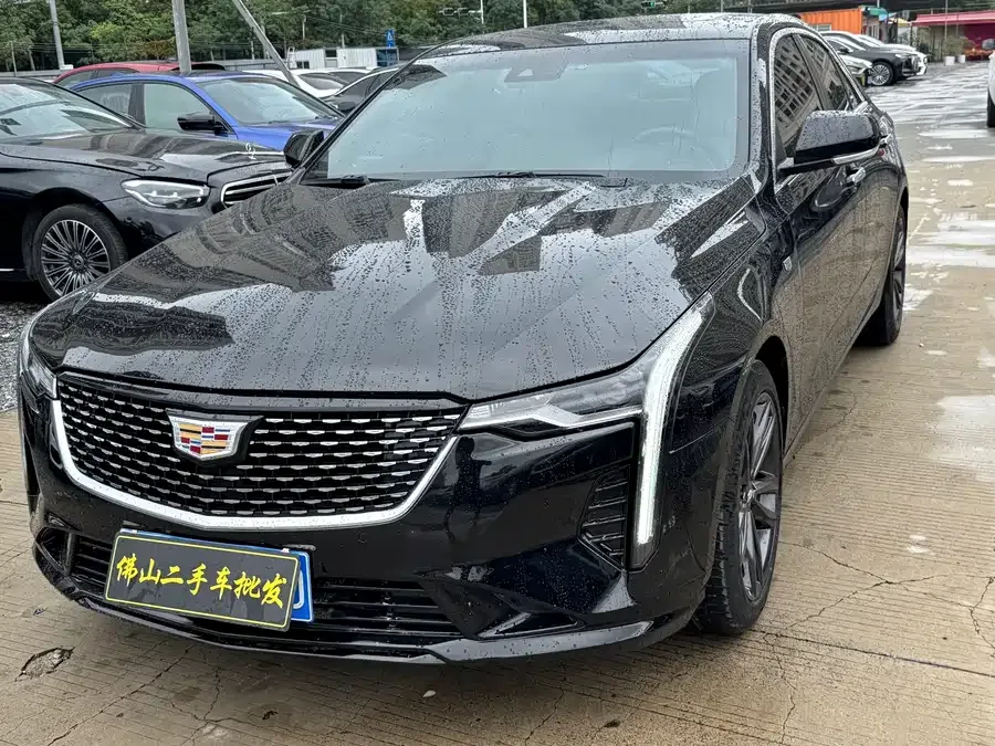 Cadillac CT4 2024