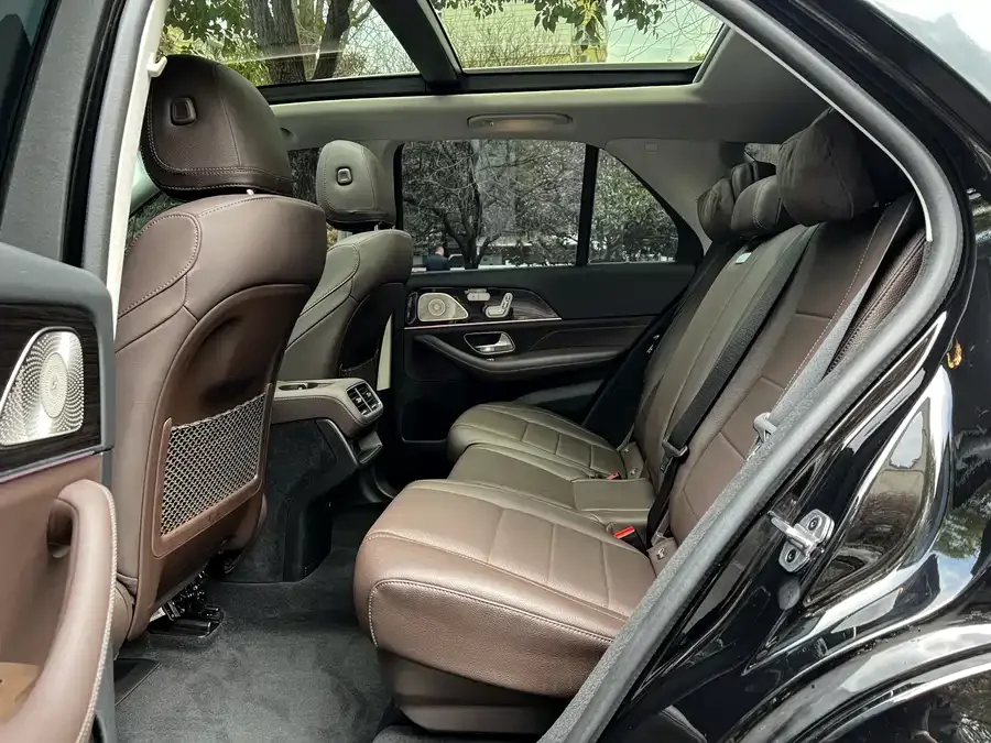 Mercedes-Benz GLE (Imported) Mercedes-Benz GLE (Imported) 2023 GLE 350 4MATIC Fashion Model 2023 — миниатюра 3