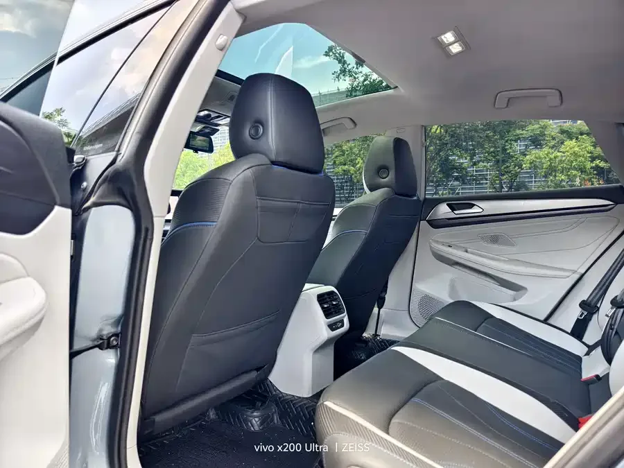 Volkswagen Lamando 2022 Lingdu Lingdu L 280TSI DSG Cool Edition 2022 — миниатюра 2