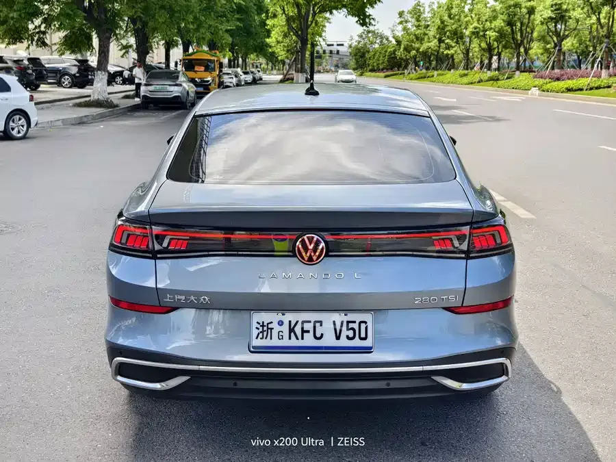 Volkswagen Lamando 2022 Lingdu Lingdu L 280TSI DSG Cool Edition 2022 — миниатюра 4