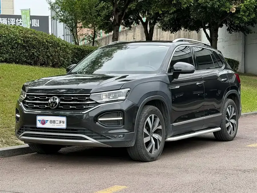 Volkswagen Tayron Tanyue 2021 330TSI 2WD 3rd Anniversary Limited Edition 2022 — фото 1, купить с доставкой в Москву