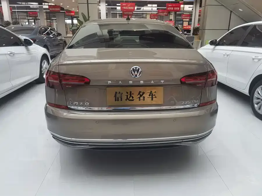 Volkswagen Passat Passat 2020 330TSI Luxury Edition National VI 2022 — миниатюра 5