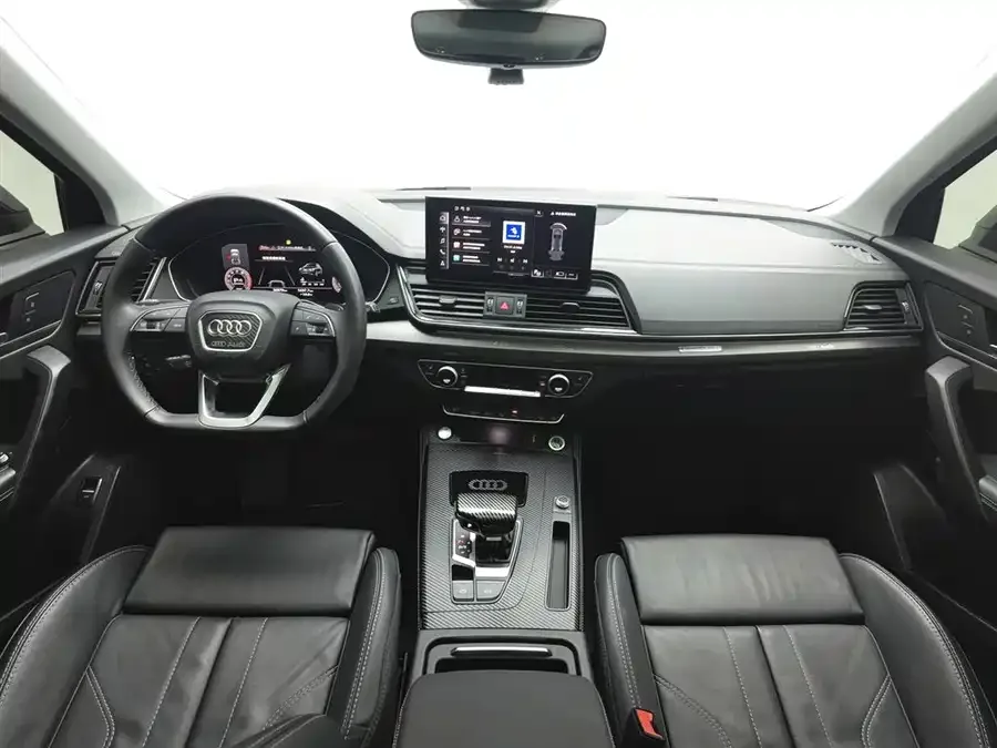 Audi Q5L 2022 40T luxury and dynamic model 2022 — миниатюра 2