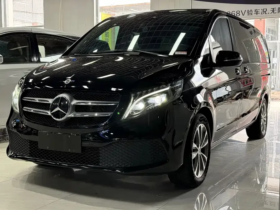 Mercedes-Benz Class V Mercedes-Benz V-Class 2022 V 260 Pilot Edition 2023 — фото 1, купить с доставкой в Москву