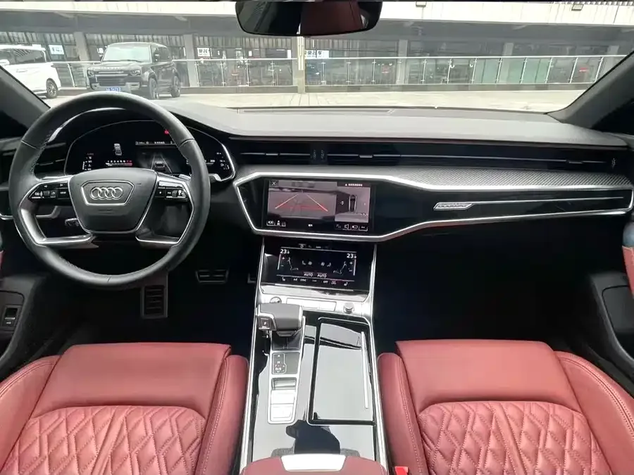 Audi A7L 2024 45 TFSI quattro Black Warrior Edition 2023 — миниатюра 4