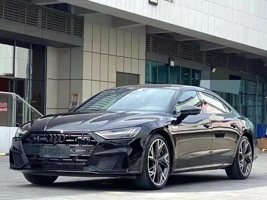 Audi A7L 2024 45 TFSI quattro Black Warrior Edition 2023 — фото 1, купить с доставкой в Москву