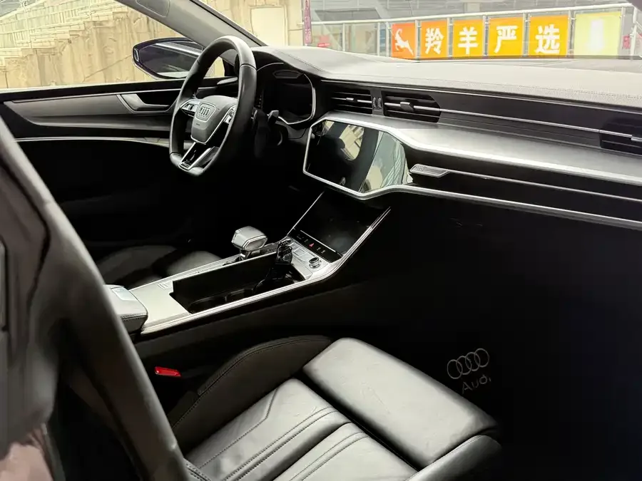 Audi A7 2023 45 TFSI Premium Edition 2023 — миниатюра 3