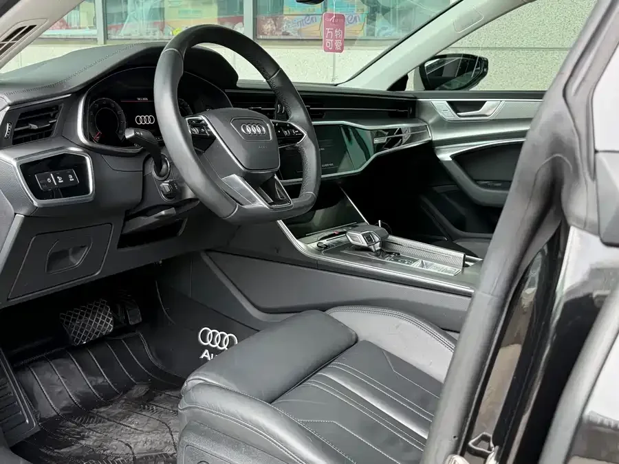 Audi A7 2023 45 TFSI Premium Edition 2023 — миниатюра 4