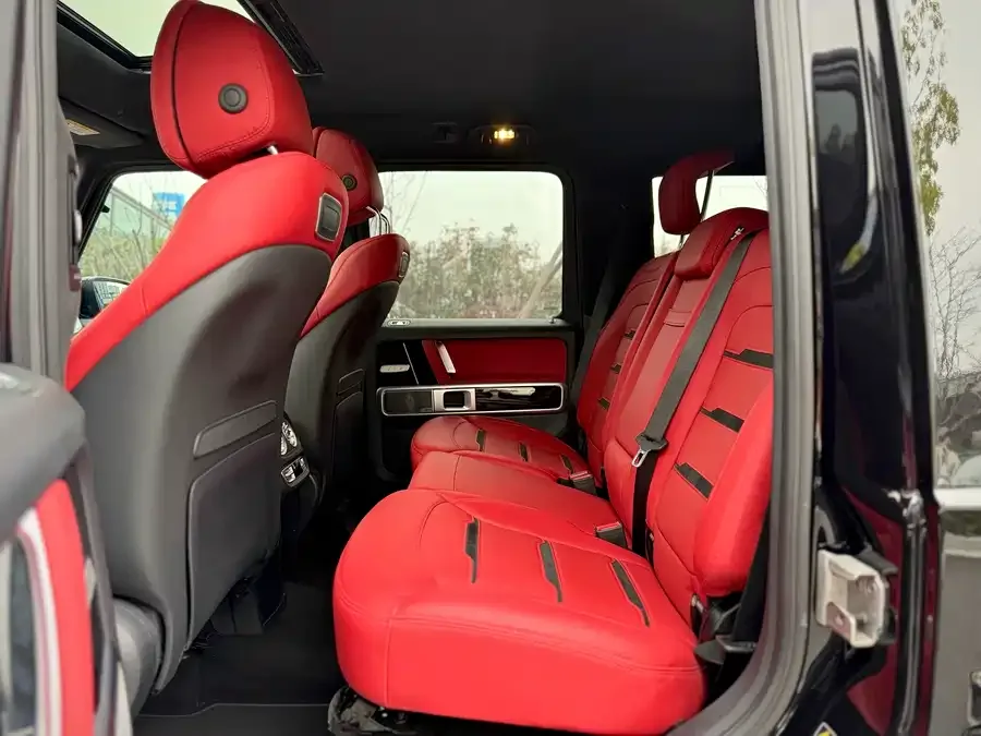 Mercedes-Benz G-Class AMG Mercedes-Benz G-Class AMG 2023 AMG G 63 2024 — миниатюра 4