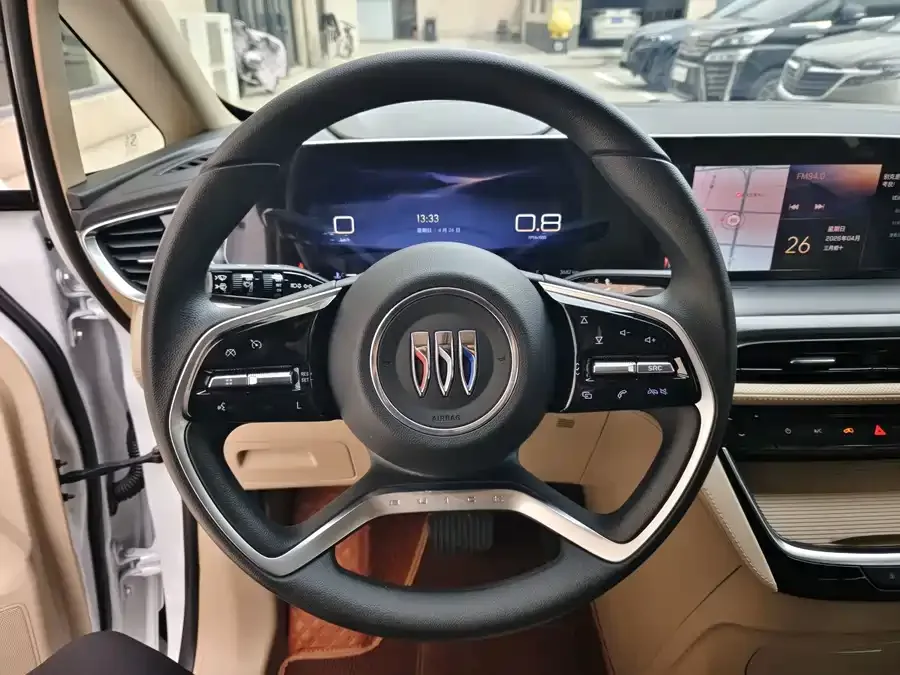 Buick GL8 2025 Land Business Class First Edition 2026 — миниатюра 3