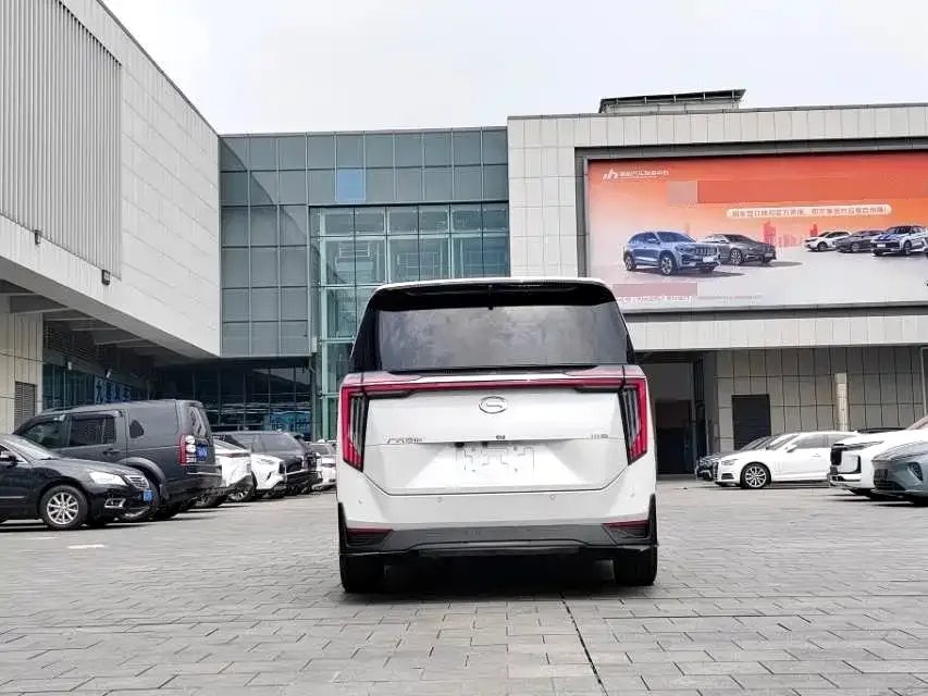 GAC Trumpchi M8 Trumpchi M8 2023 Grandmaster Series 400T Supreme Edition 2023 — миниатюра 3