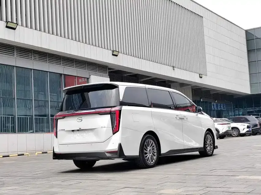 GAC Trumpchi M8 Trumpchi M8 2023 Grandmaster Series 400T Supreme Edition 2023 — миниатюра 5