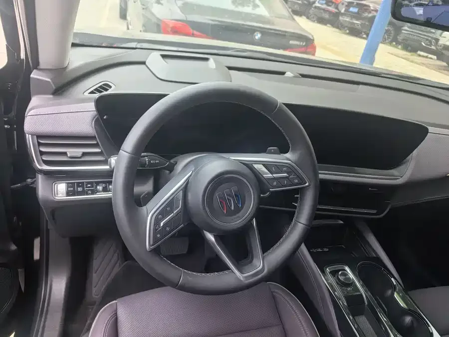 Buick Envision Plus Envision Plus 2025 Envision Plus 28T 2WD Platinum Edition 2026 — миниатюра 4