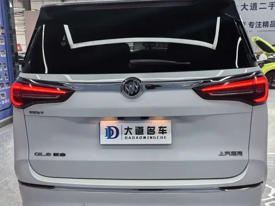 Buick GL8 2022 ES Lu Zun 653T Luxury Edition 2022 — миниатюра 2