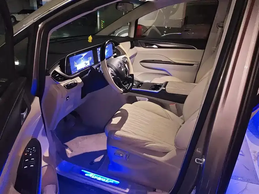 Buick GL8 2023 ES Lu Zun Premium Edition Heyue Edition 2023 — миниатюра 3