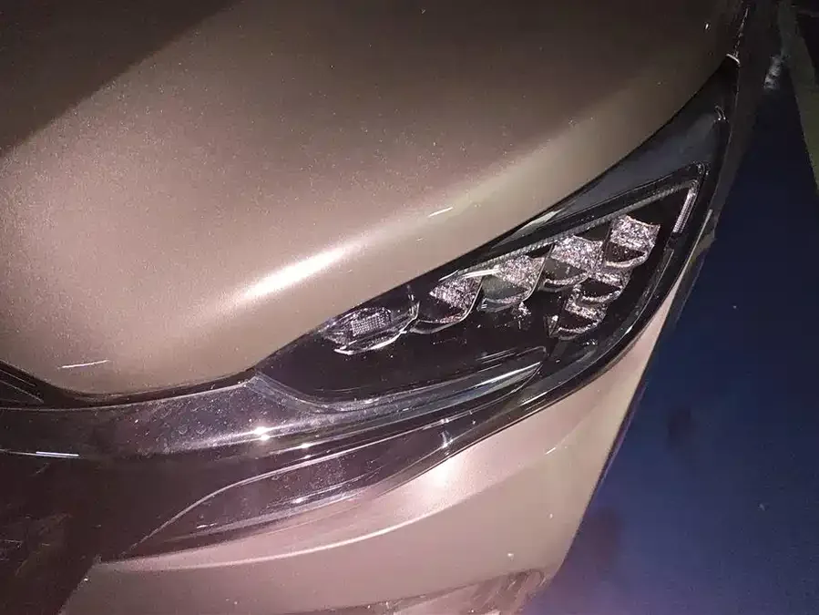 Buick GL8 2023 ES Lu Zun Premium Edition Heyue Edition 2023 — миниатюра 5
