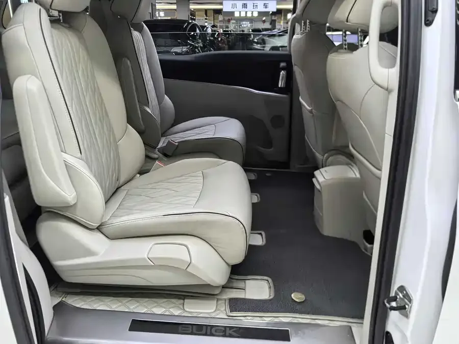 Buick GL8 2022 Land Business Class 652T Luxury Edition 2022 — миниатюра 3