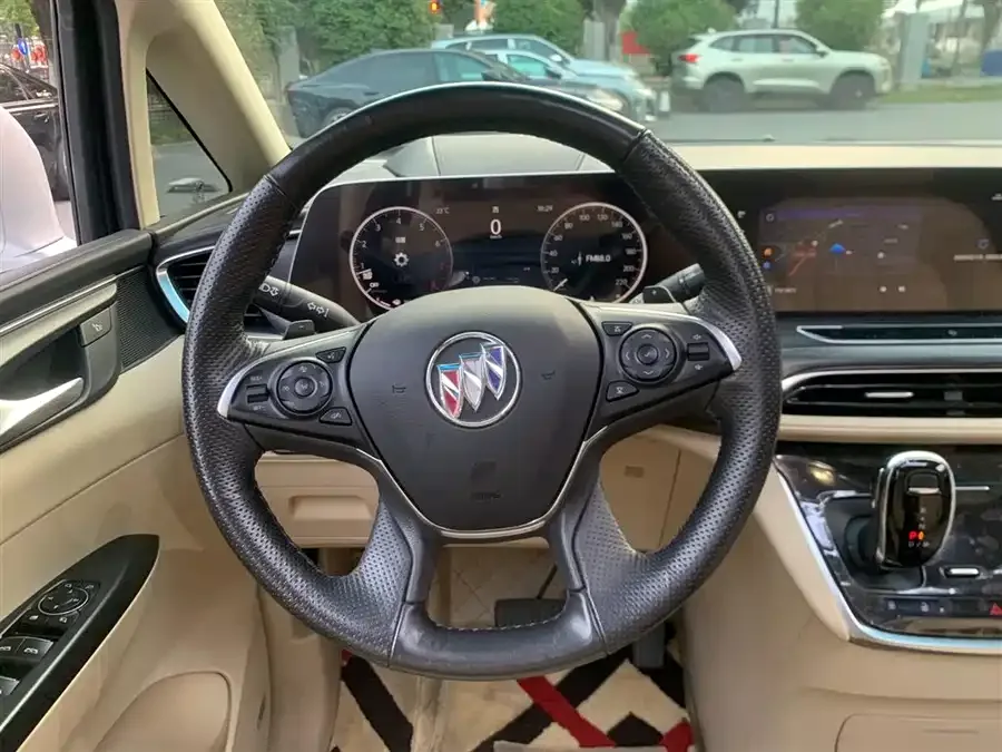 Buick GL8 2023 ES Lu Zun Smart Flagship 2023 — миниатюра 3
