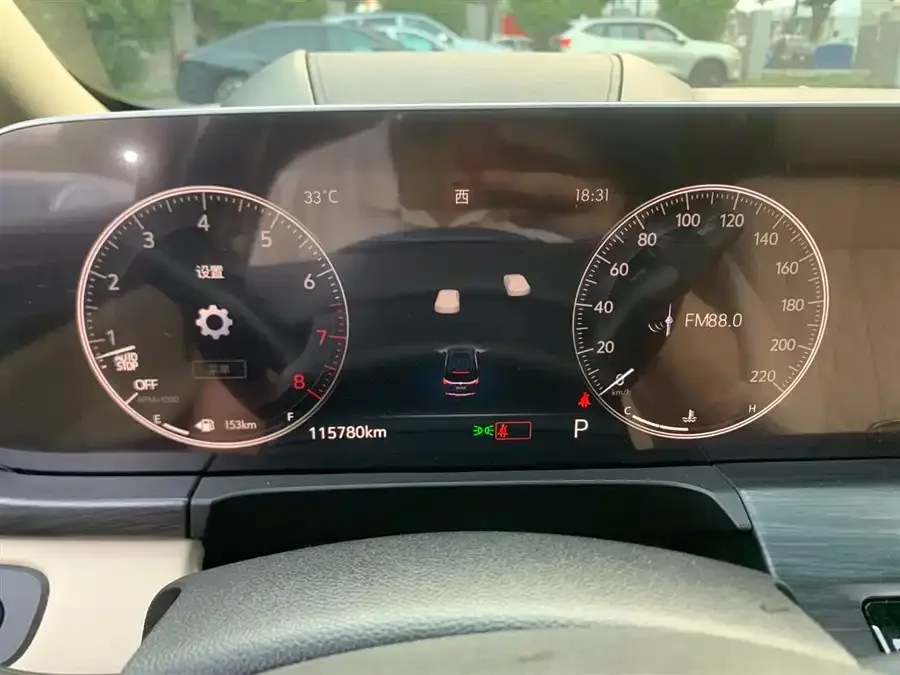 Buick GL8 2023 ES Lu Zun Smart Flagship 2023 — миниатюра 4