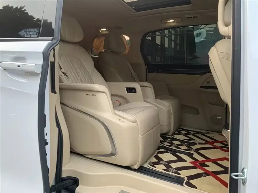 Buick GL8 2023 ES Lu Zun Smart Flagship 2023 — миниатюра 5