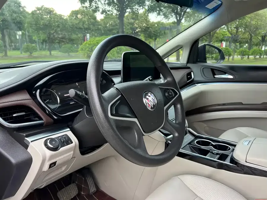 Buick GL8 2022 Land Business Class 652T Comfort Edition 2022 — миниатюра 5
