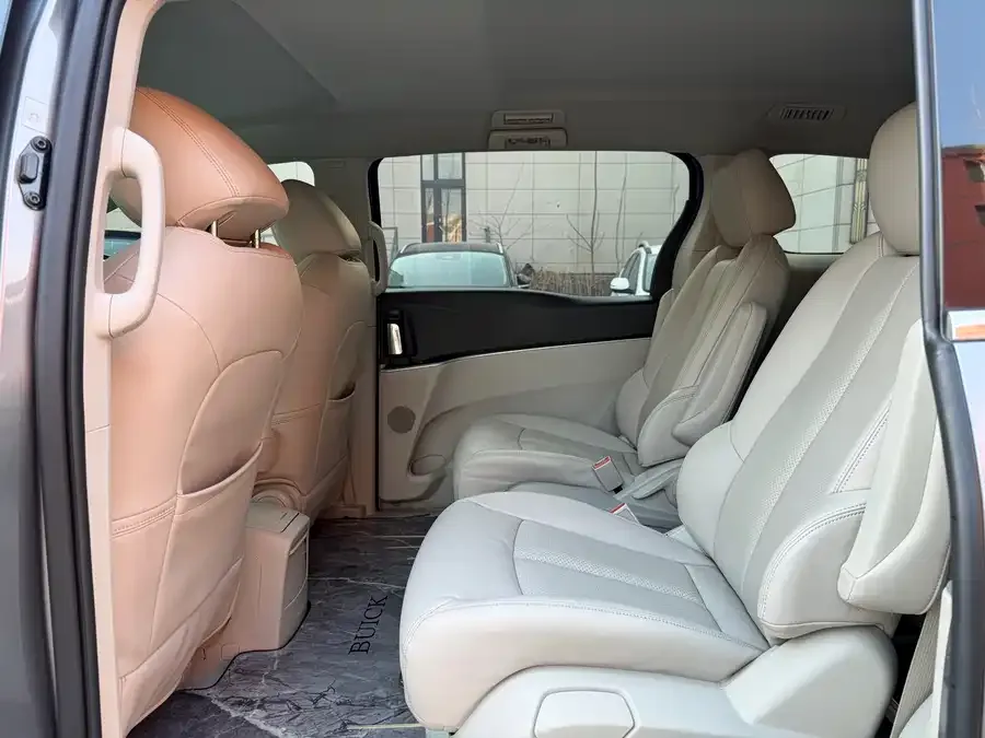 Buick GL8 2022 Land Business Class 652T Comfort Edition 2022 — миниатюра 3