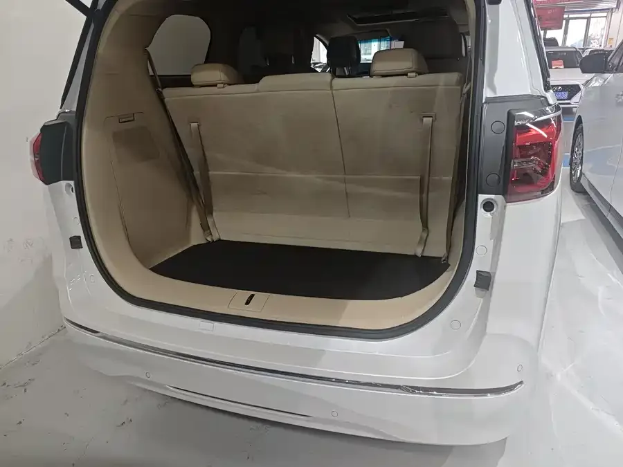 Buick GL8 2022 ES Lu Zun 653T Exclusive model 2022 — миниатюра 2