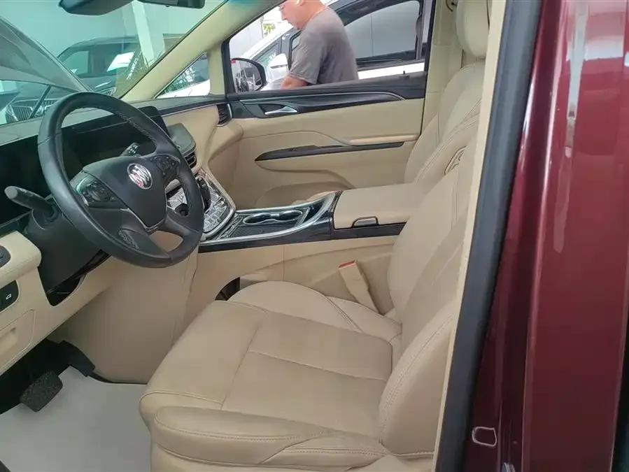 Buick GL8 2022 ES Lu Zun 653T Exclusive model 2023 — миниатюра 3