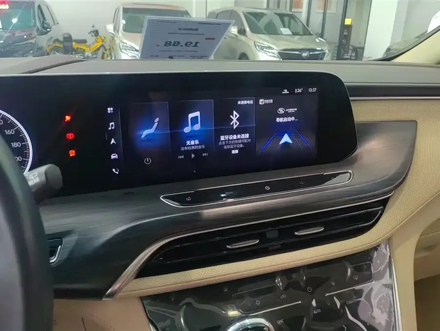 Buick GL8 2022 ES Lu Zun 653T Exclusive model 2023 — миниатюра 4