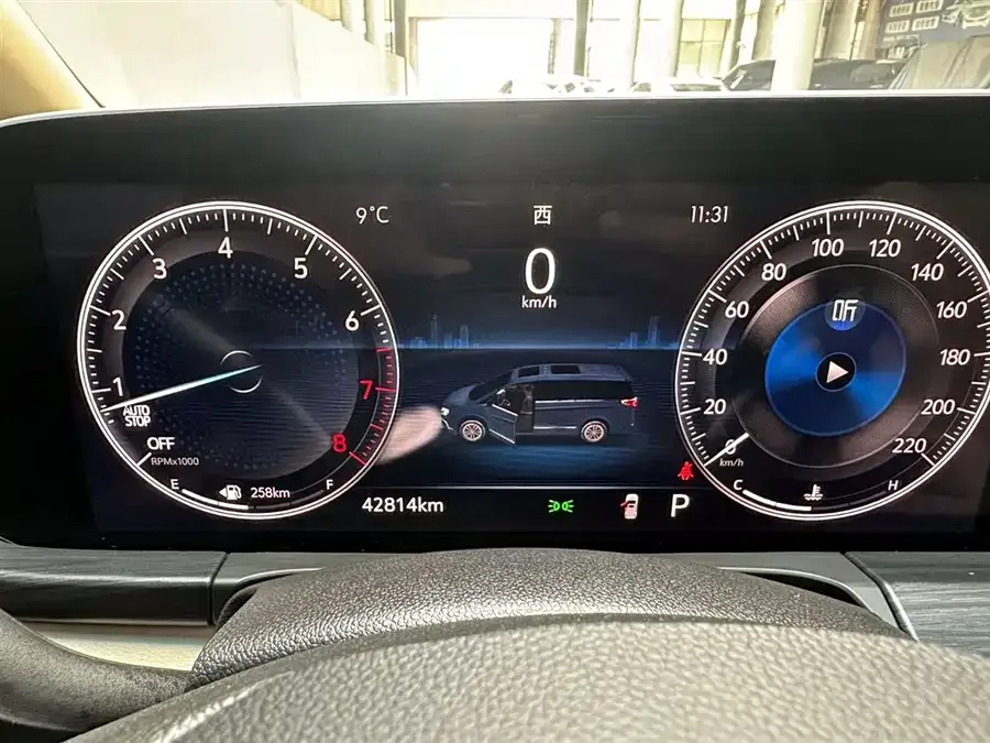 Buick GL8 2022 ES Lu Zun 653T Comfort Edition 2022 — миниатюра 4